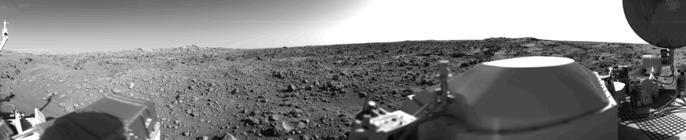 First panoramic view of the surface of Mars taken by the Viking 1 Lander